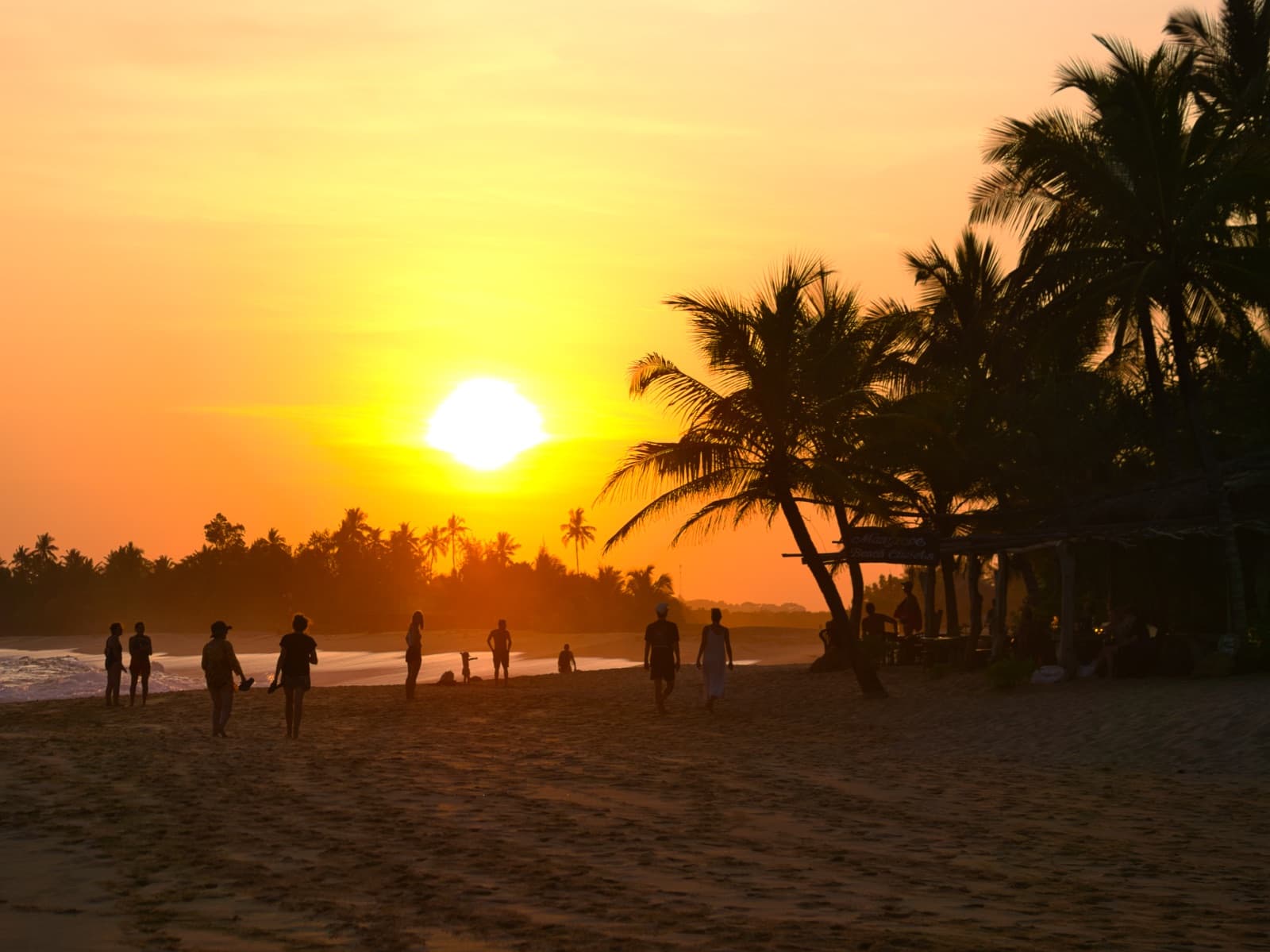 sri-lanka-tangalle-sunset